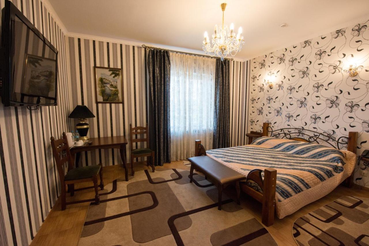 Oazis-M Hotel Babin Eksteriør billede